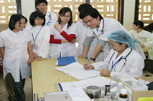 Đào tạo ngành Y Dược ở Việt Nam chưa có kiểm định quốc tế