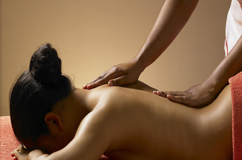 Massage vật lý trị liệu có thể gây liệt người?