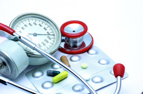 Y sĩ đa khoa cho biết tăng huyết áp có nên ngừng dùng thuốc?