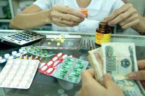 Ngành Dược Việt Nam luôn nhức nhối với giá thuốc?